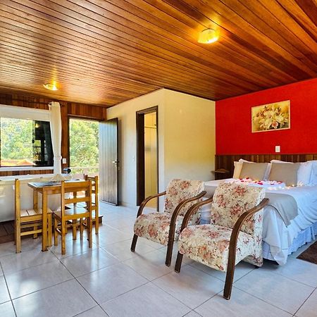 Chalés Leopoldo em Monte Verde Exterior foto